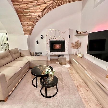 L'Arco Sul Lago • Gold Apartment Castro  Extérieur photo