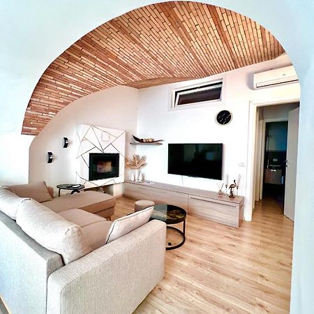 L'Arco Sul Lago • Gold Apartment Castro  Extérieur photo
