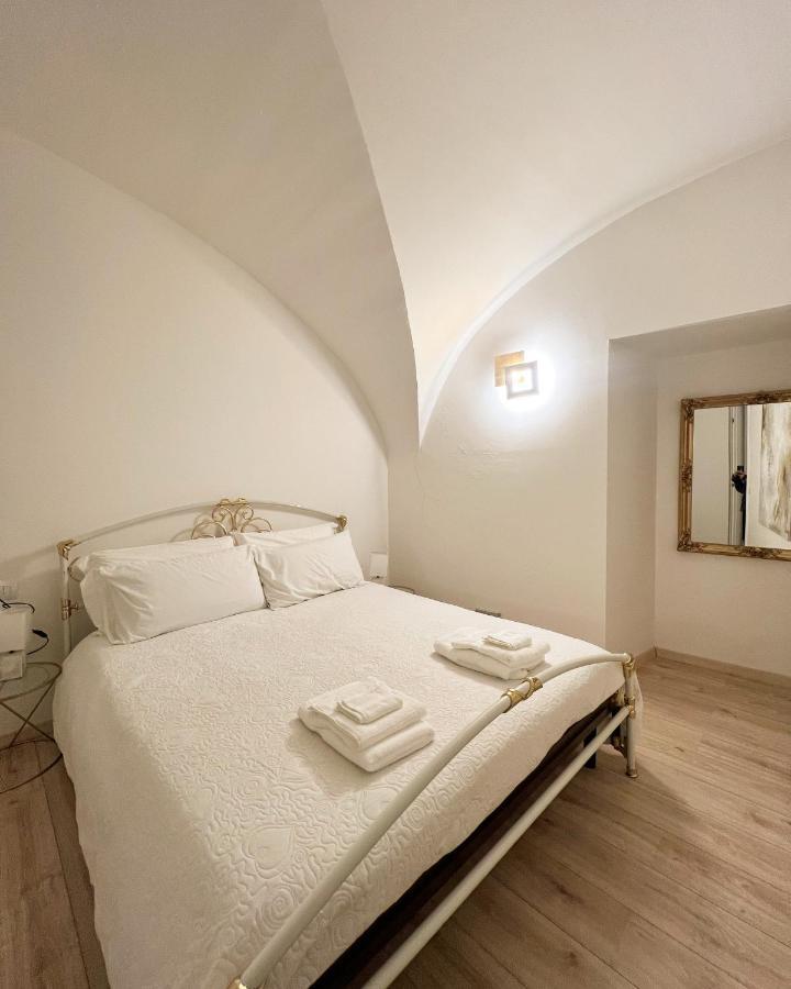 L'Arco Sul Lago • Gold Apartment Castro  Extérieur photo