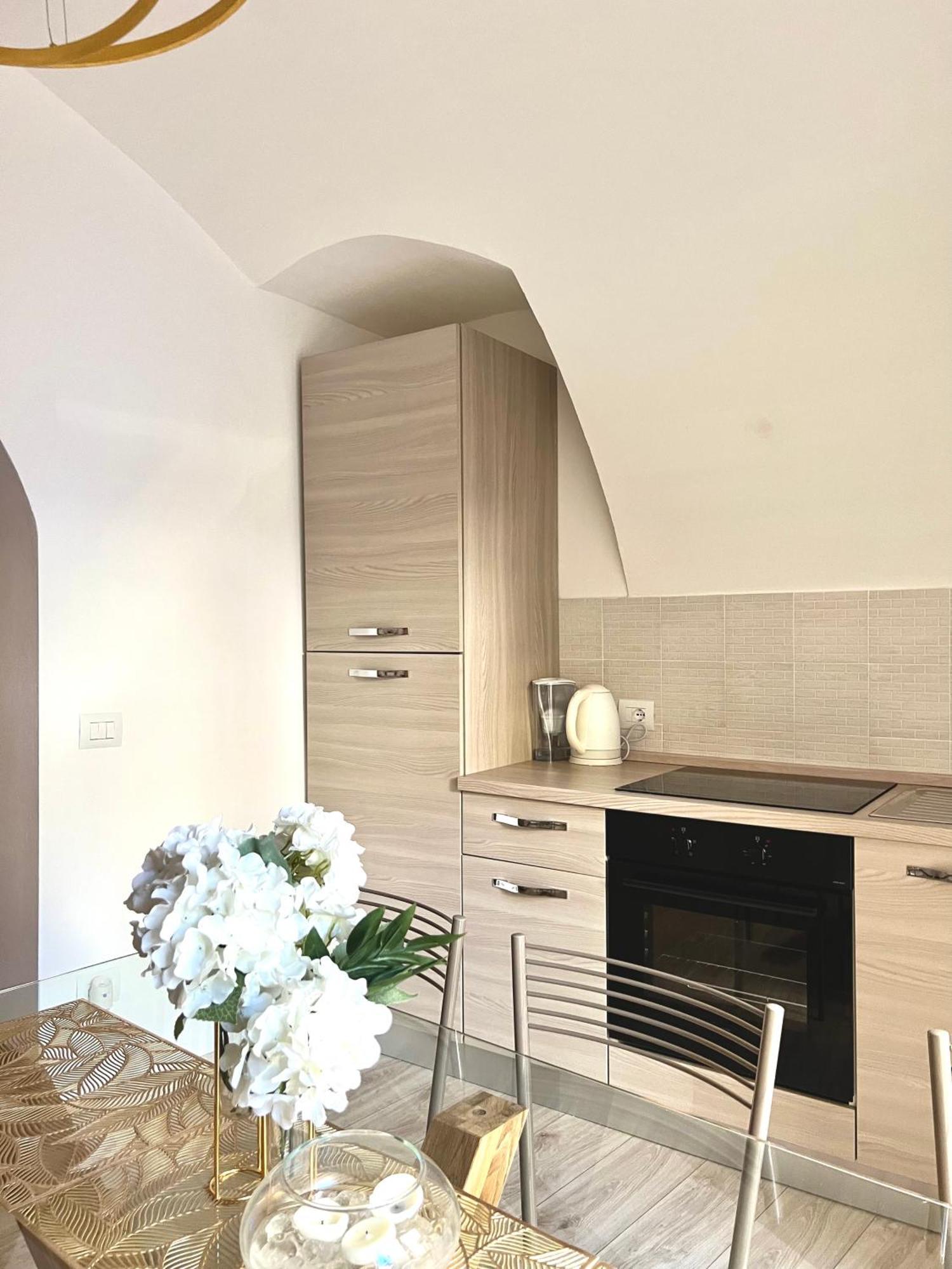 L'Arco Sul Lago • Gold Apartment Castro  Extérieur photo